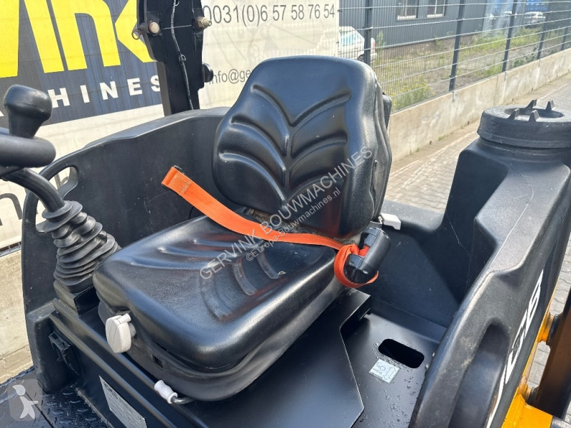 Compactador JCB VMT 430-130