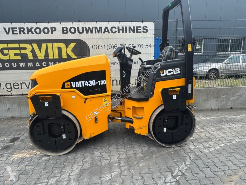 Compactador JCB VMT 430-130
