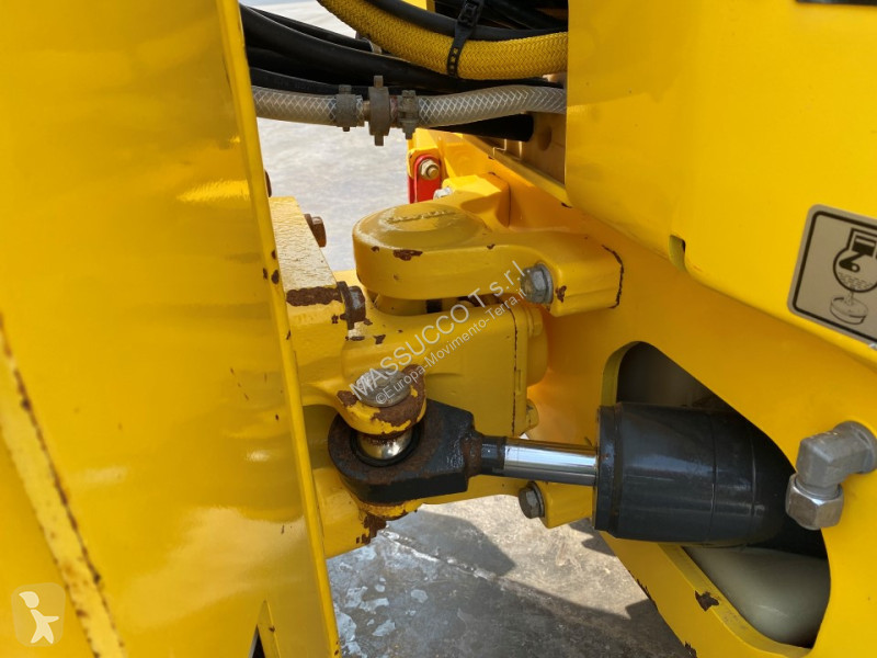 Zhutňovač Bomag BW120