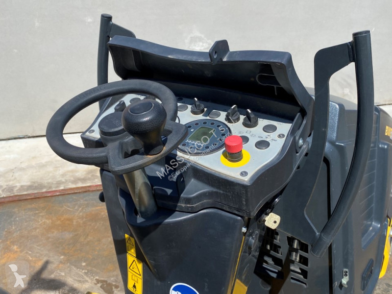 مدحلة Bomag