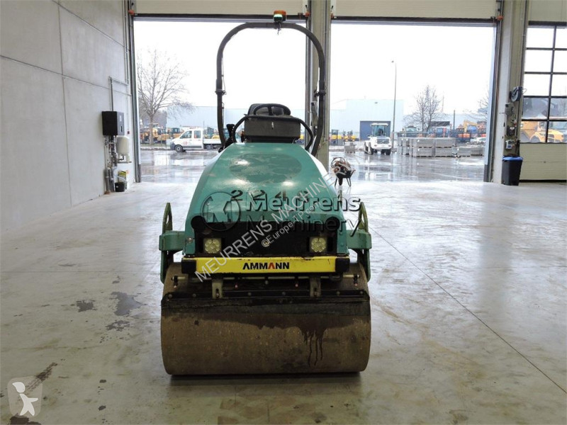 مدحلة Ammann ARX26