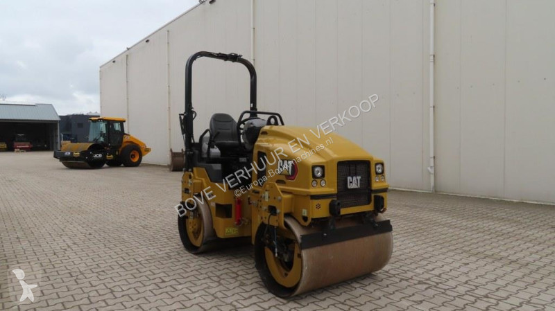 Compactador Caterpillar CB2.7GC