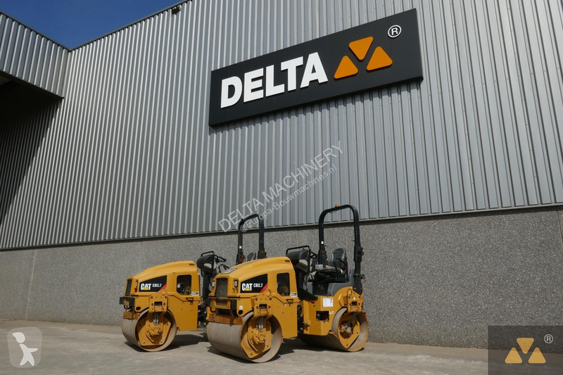 مدحلة Caterpillar CB2.7
