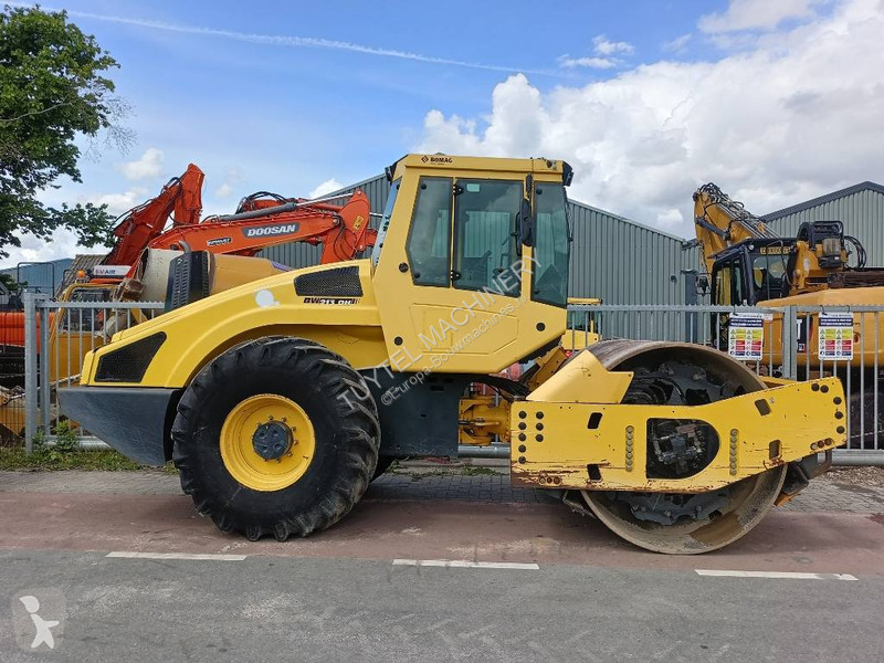 مدحلة Bomag H4 i wals roller compactor