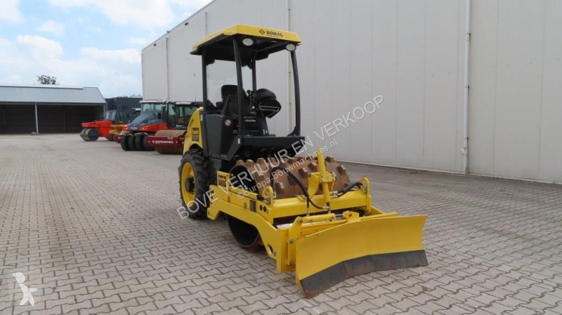 Compactador Bomag BW124 PDH-5
