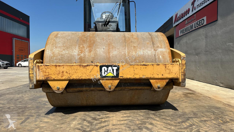 Zhutňovač Caterpillar CS-533E