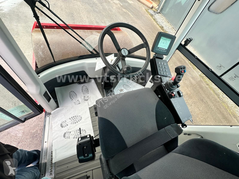 Zhutňovač Dynapac 1500D Walzenzug Bj. 2016 *232...