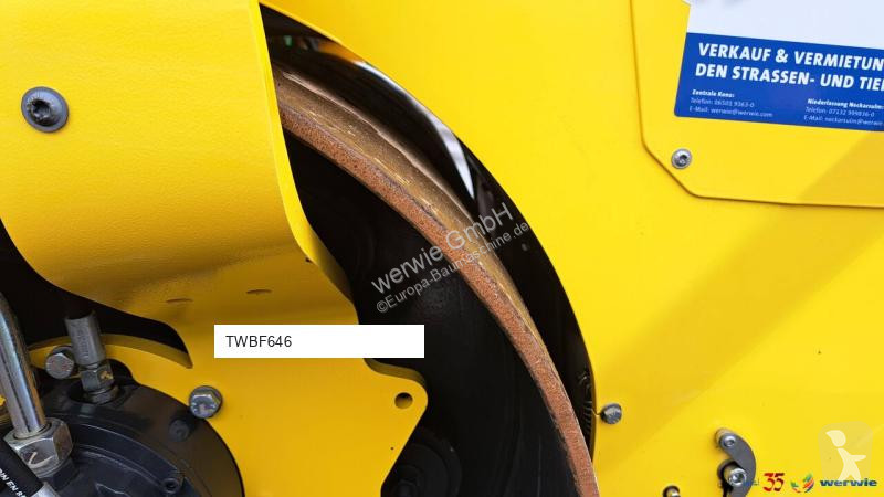 Zhutňovač Bomag AD5