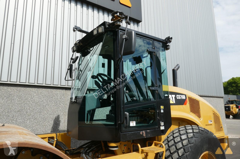 Wals Caterpillar