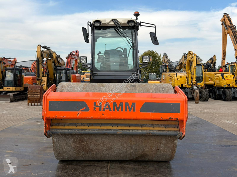 Hamm H13i compactor