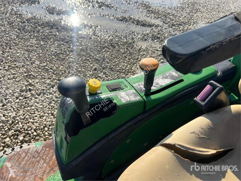 Compactador  1435 Mower Tractor