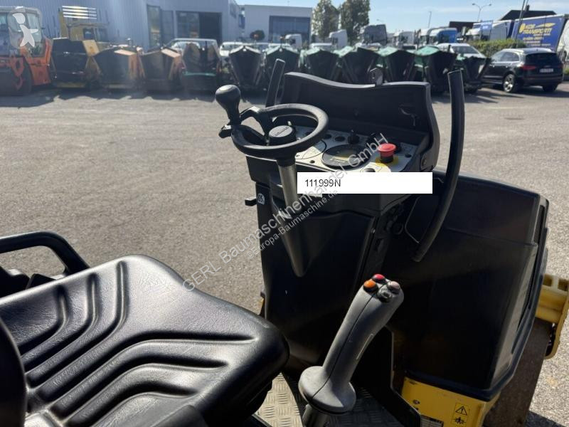 Walec Bomag AD5