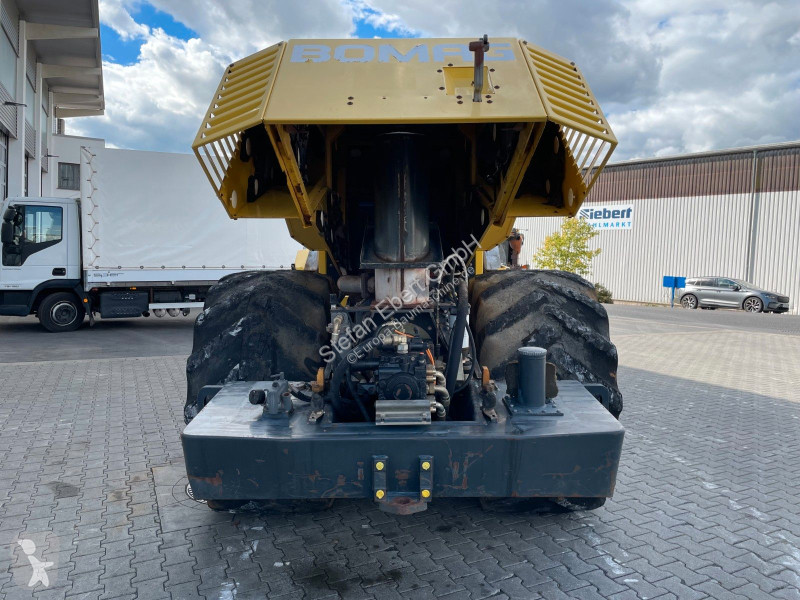 Compactador Bomag BW 225 D-3 / 2001 / nur...