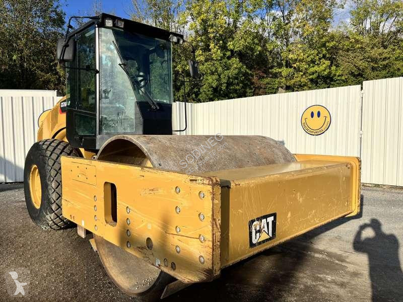 Compacteur Caterpillar