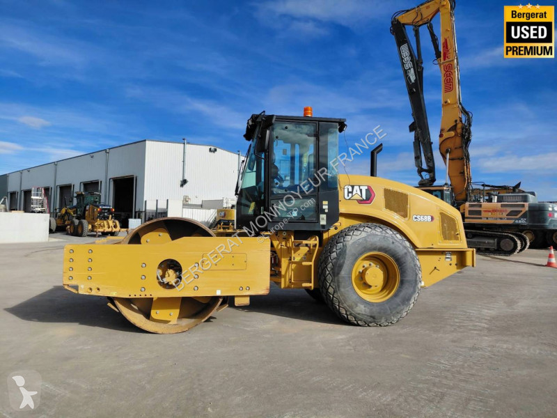 Compacteur Caterpillar