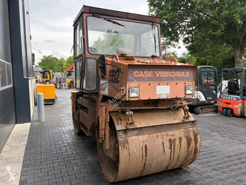 Compacteur Case W552