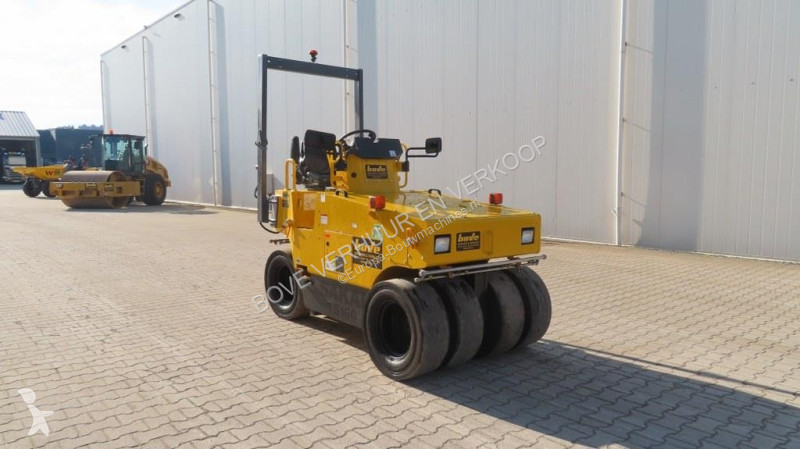 مدحلة Sakai TS160-4