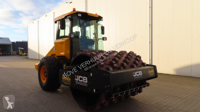 مدحلة JCB VM116 PD