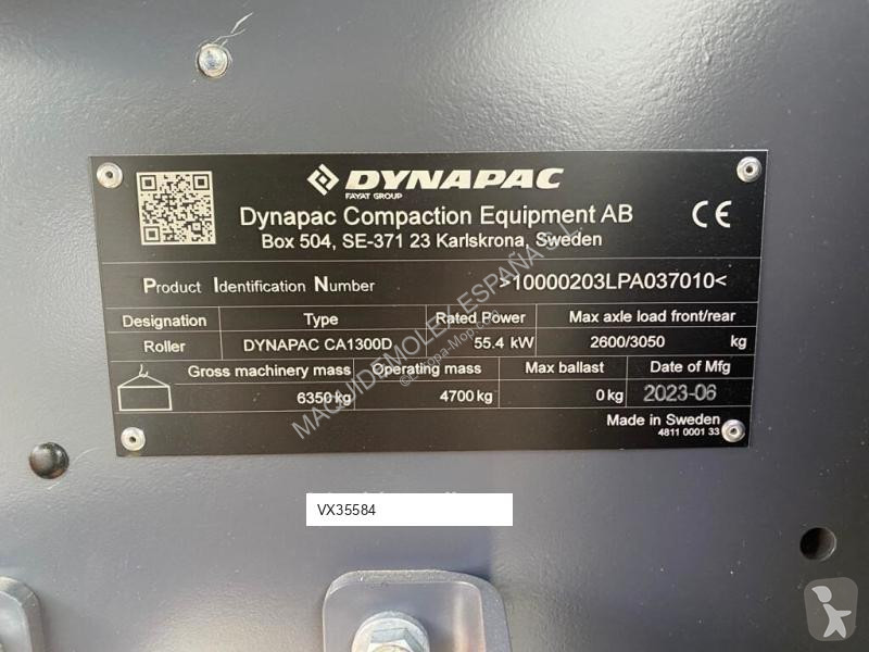 مدحلة Dynapac CA1300D