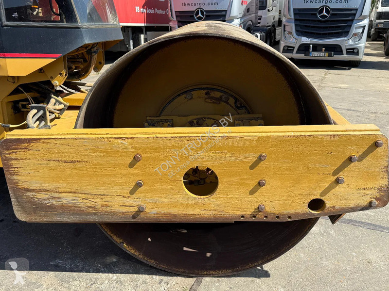 Compactador Caterpillar 563 Roller with vibration