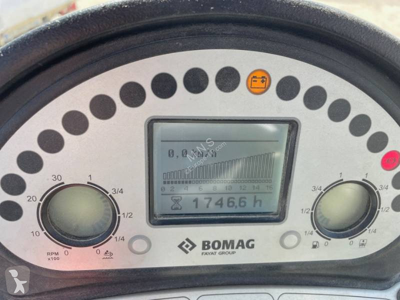 Compactor Bomag BW 212 D 5