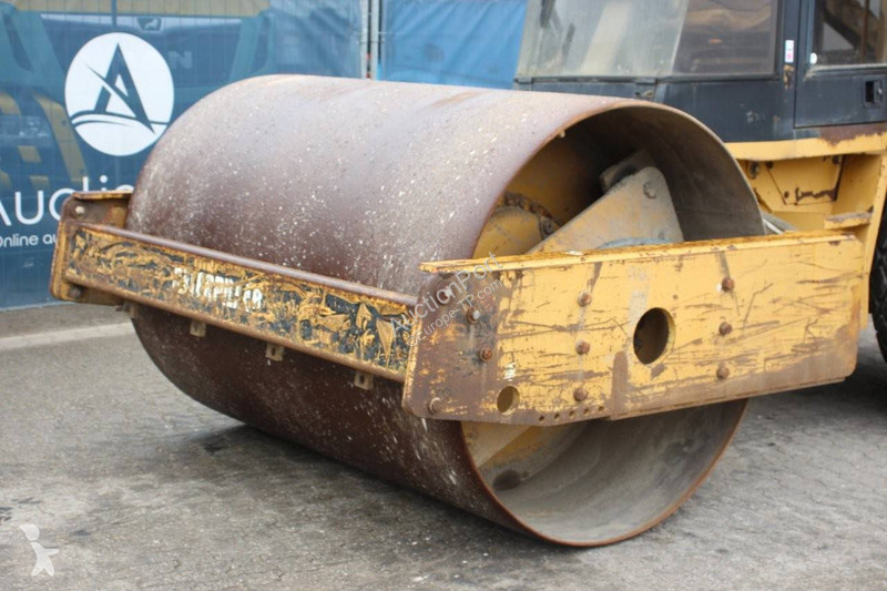 Compactor Caterpillar CS-563C