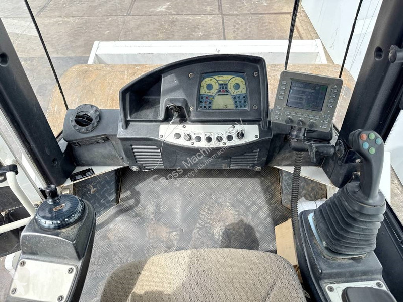 Compactador Bomag BW213DH-4 - Extra Vibrating...
