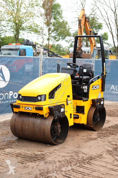 Compactador JCB VMT