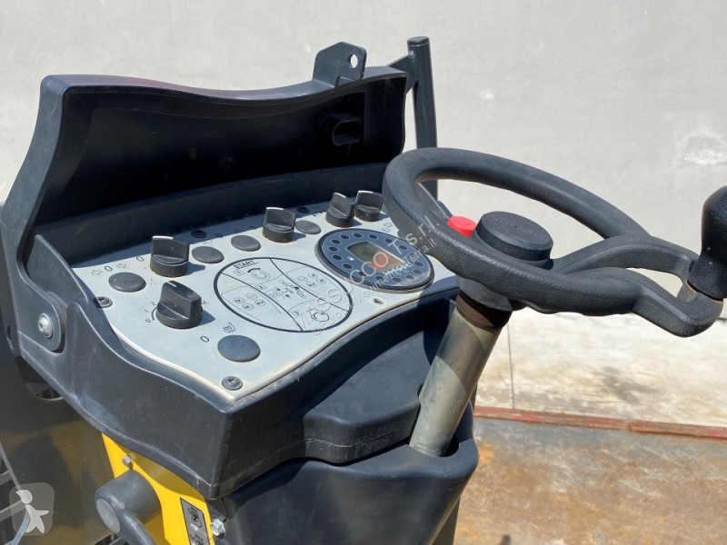 مدحلة Bomag