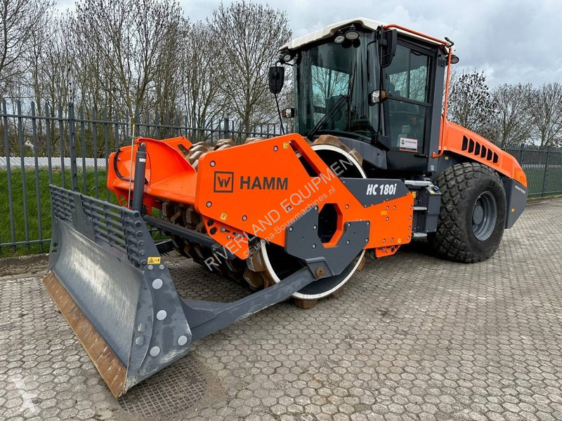 Zhutňovač Hamm HC 180 i year 2022 demo new with...
