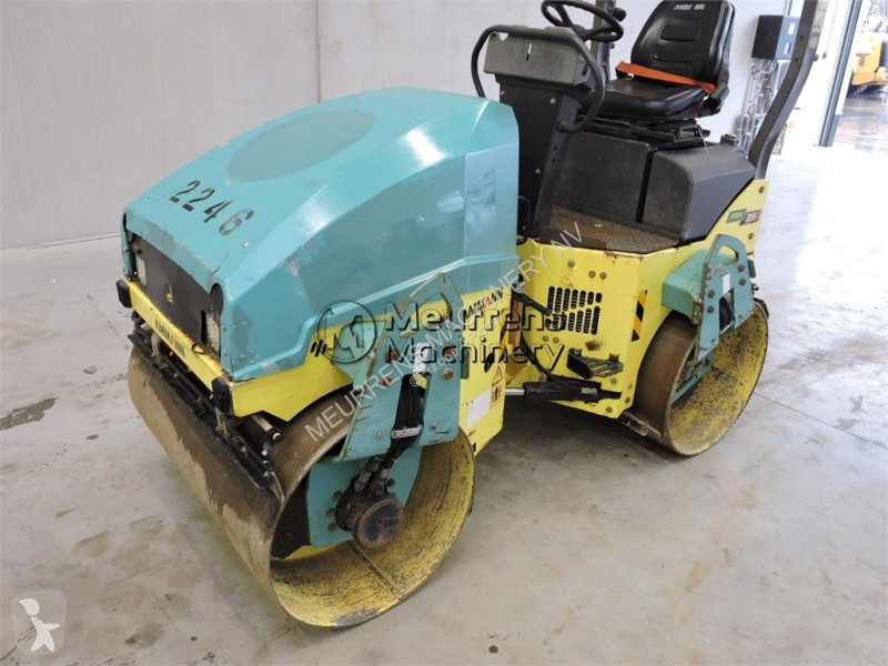 مدحلة Ammann ARX26