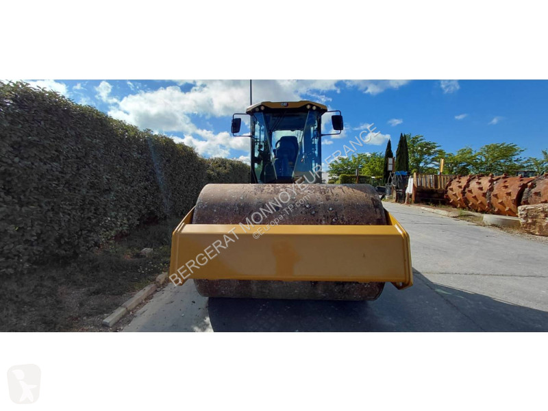 Zhutňovač Caterpillar CS10GC