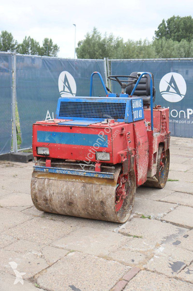 Compacteur Bomag 100AD