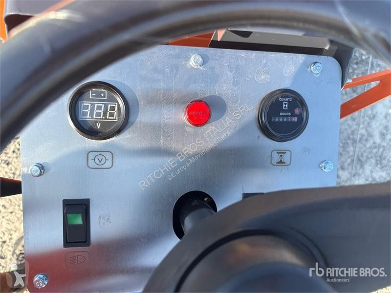 Дорожний коток  TP-JS800 Double Drum Roller
