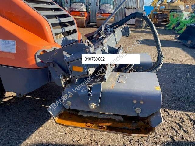 Дорожный каток Hamm H13i mit Verdichterplatten...
