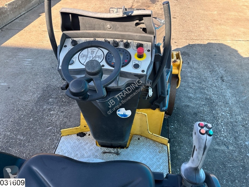 Compactador Bomag 100ADM-5 667 hr, 2015, 15,1 kW