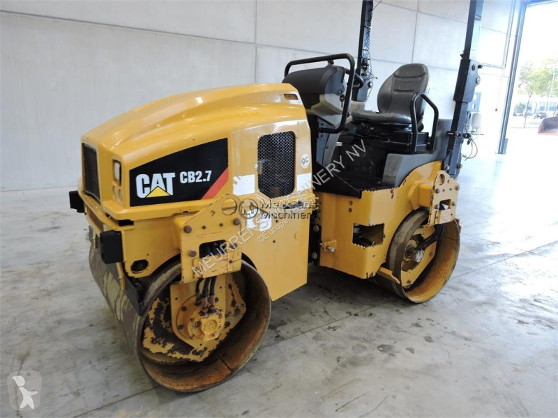 مدحلة Caterpillar CB2.7