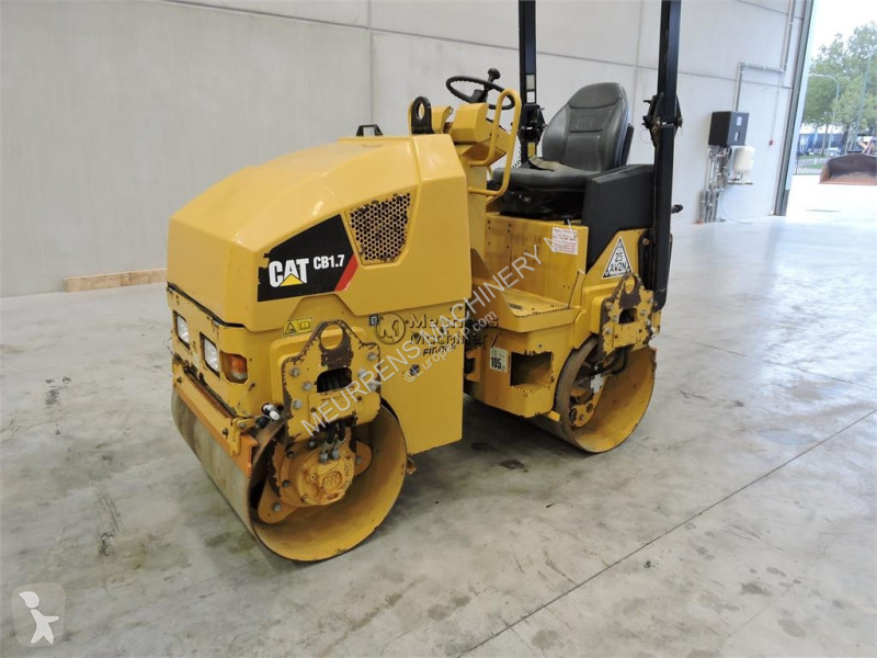 مدحلة Caterpillar CB1.7