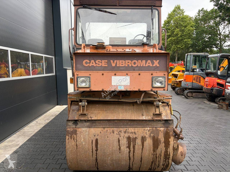 Compacteur Case W552