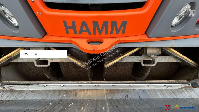 مدحلة Hamm HP180i