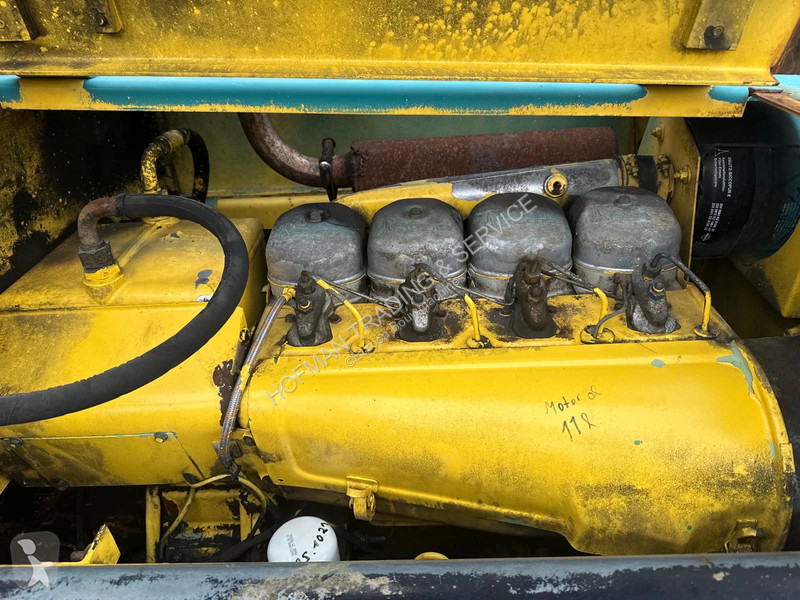 Валяк Bomag BW172D