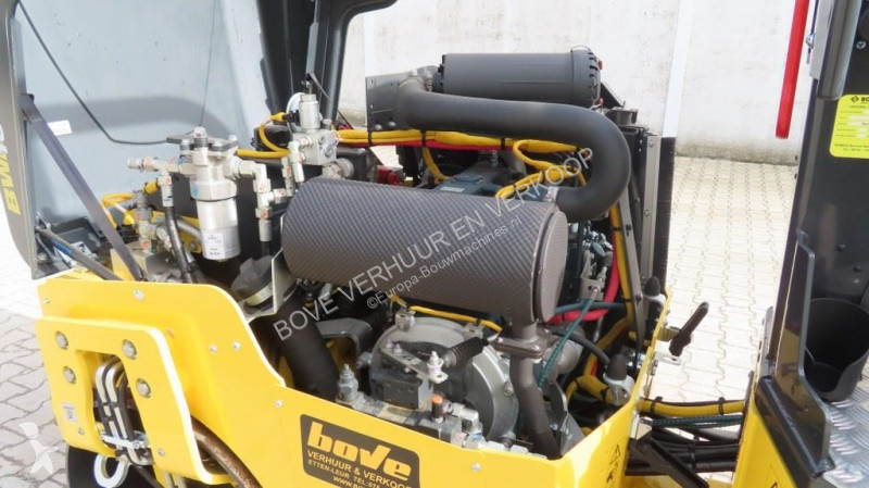 مدحلة Bomag AD-5