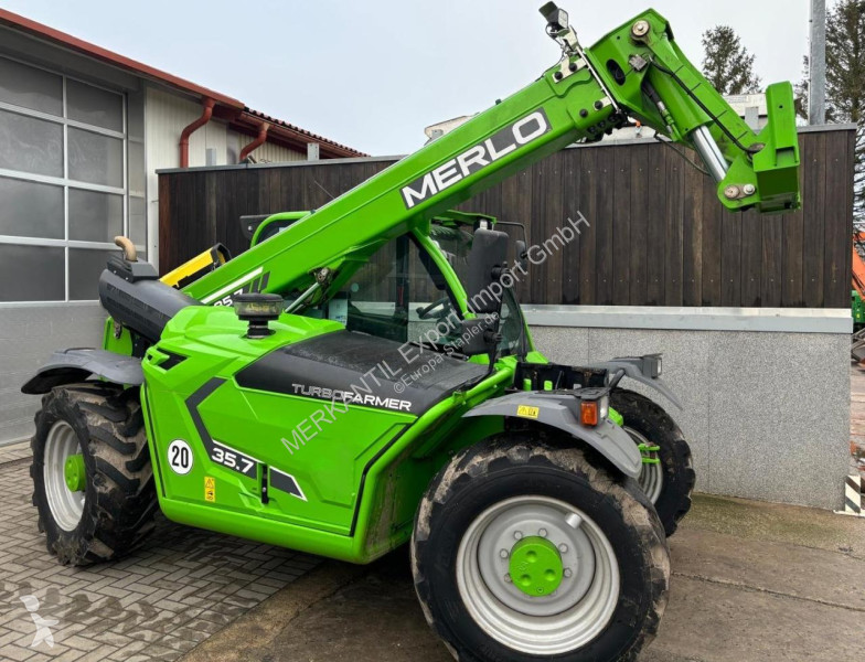 Încărcător telescopic Merlo TF 35.7-140