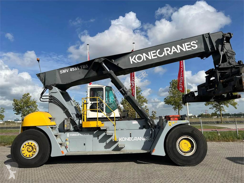 Chariot télescopique Konecranes SMV 4531 TB5