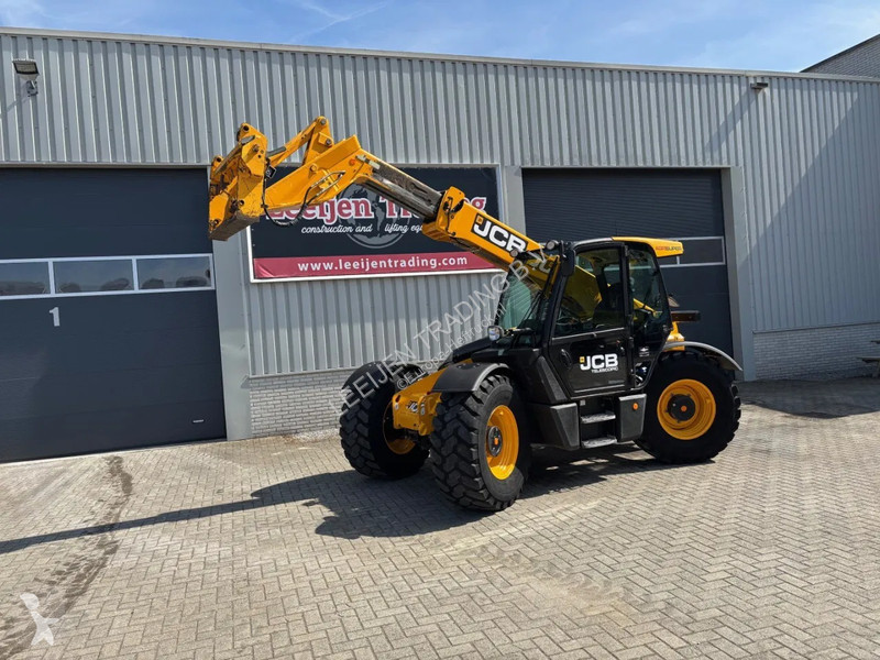 Chariot télescopique JCB AG Super 4x4x4...