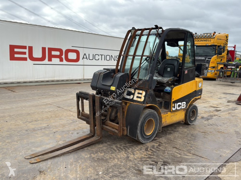 Chariot télescopique JCB