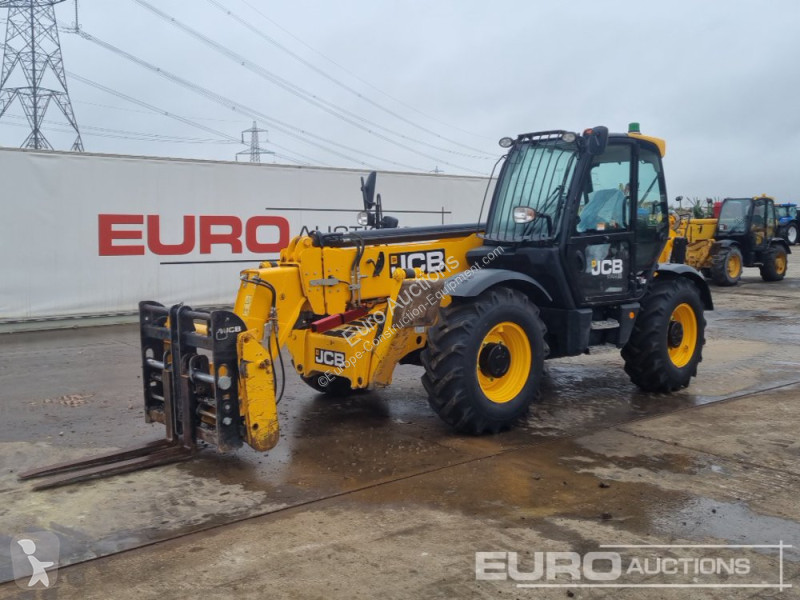 Teleskopický vozík JCB 540-140 Hi Viz