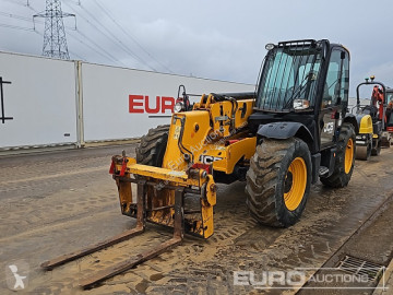 Teleskoplastare JCB