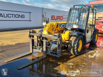 Sollevatori telescopici JCB