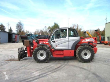 رافعة شوكية تلسكوبية Manitou